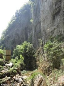 山崖