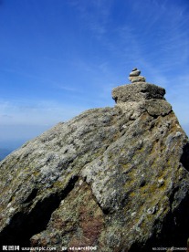山峰高山风光