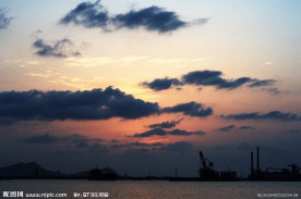 傍晚海面