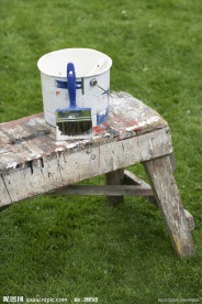 凳子 调色板 粉刷