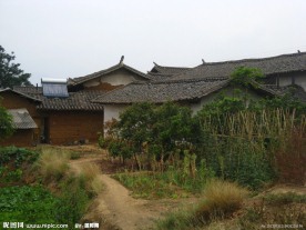 四川农村瓦房