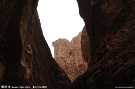 天山神秘大峡谷