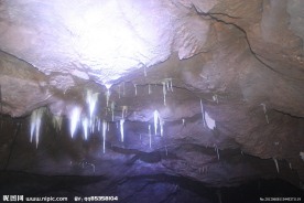 桂林银子岩