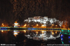 布宫夜景