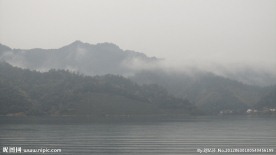 山之间
