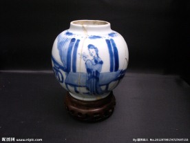 康熙侍女人物纹罐