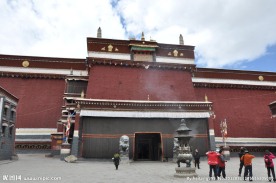 萨迦寺
