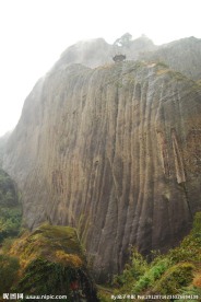 天游山