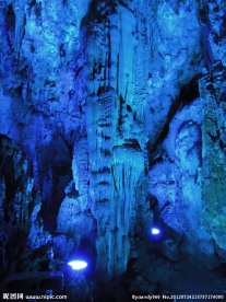 银子岩溶洞