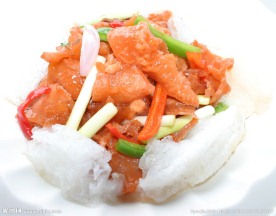 鱼肚酱焖鹿爽肉