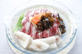 竹笙云耳瓜青浸肥牛