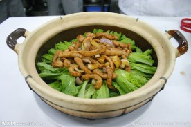 虾酱肉筋煮时蔬