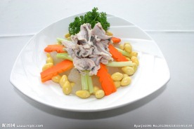 鸡汤冬瓜浸蛇柳