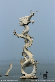 龙雕塑