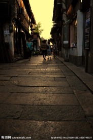 西塘向晚的古街