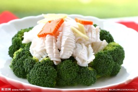 西兰花炒鲜鱿