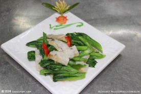 菜心炒鱼饼