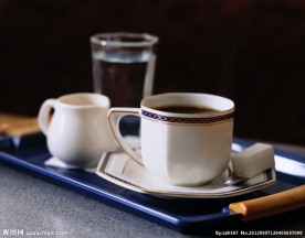 精美咖啡杯