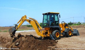 挖掘装载机 施工现场