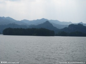 山峦