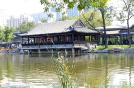 近水楼台