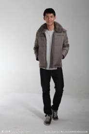 2012冬季羽绒服 模特