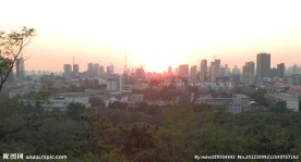 城市落日