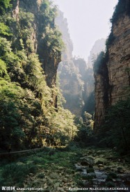 峡谷