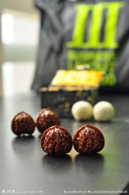 文玩核桃与象牙果