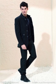 阿玛尼服饰2012图片