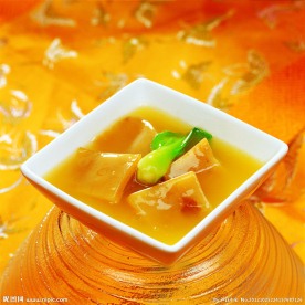 北菇煨裙边