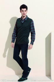 阿玛尼服饰2012图片