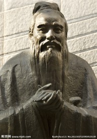 孔子塑像