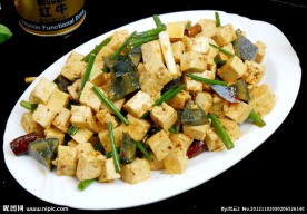 皮蛋豆腐