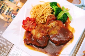 烧汁鸡扒意粉