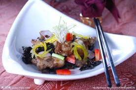 生炒排骨