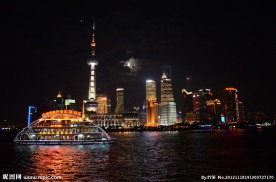 东方明珠塔