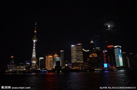 东方明珠塔