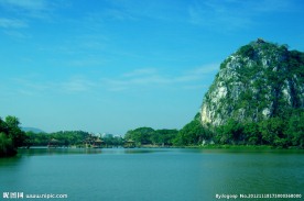七星岩五龙亭侧面