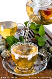 倒茶