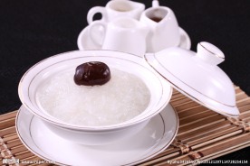 天山枣皇炖燕窝