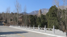 嵩岳寺风光