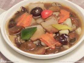 鲜菇煲