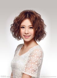 美女短发