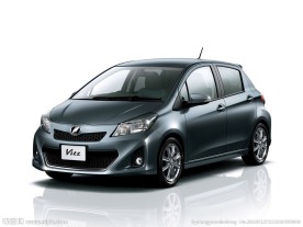 丰田Vitz
