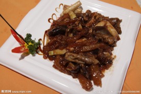 海参烧鹿筋