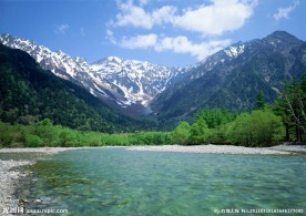 高山湖泊