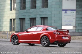 马自达RX 8