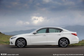 英菲尼迪Q50