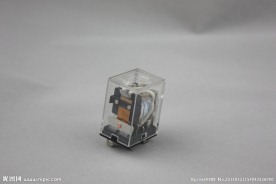 小型继电器